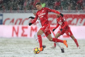 Роман Зобнин