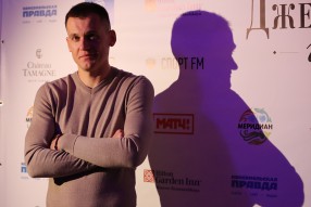 Артём Ребров