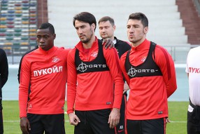 Сальваторе Боккетти, Ивелин Иванов Попов, Куинси Антон Промес