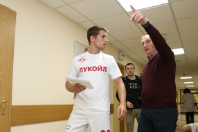 Комбаров Д., Михаил Вартапетов