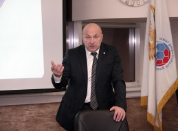 Студенты ГУУ в РФПЛ