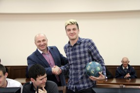 Руководство РФПЛ провело встречу со студентами Куб ...