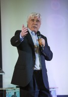 Эльмир Набиуллин получил "Первую пятерку" ...