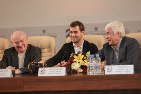 Презентация приза «Лучший футболист года» еженедел ...