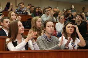 Открытие волонтерского центра в «Синергии»