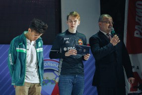 Эмоции второго дня "Олимп Кубка РФПЛ по кибер ...