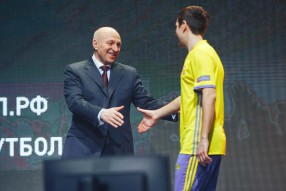 "РОСГОССТРАХ Чемпионат РФПЛ по кибер футболу& ...