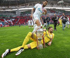 Юрий Лодыгин, Эсекиэль Марсело Гарай Гонсалес