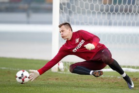 Артём Ребров