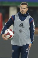 Игорь Симутенков