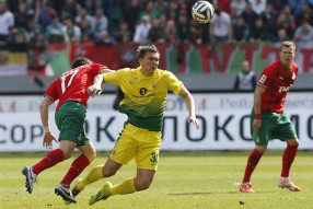 Локомотив - Анжи 0:0