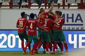 Локомотив 2:0 Крылья Советов