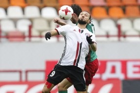 Локомотив 3:3 Амкар