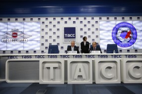 Подписание соглашения между РФПЛ и Росгосстрахом