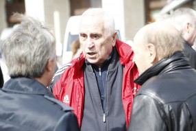Возложение цветов к Могиле Неизвестного Солдата