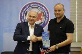 Дмитрий Хохлов