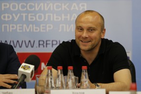Дмитрий Хохлов