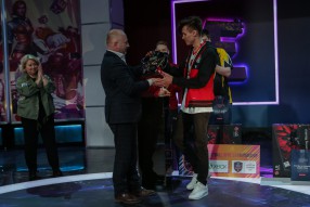 Церемония награждения Чемпионата РФПЛ по киберфутб ...