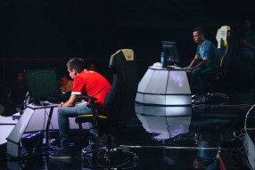 "РОСГОССТРАХ Чемпионат РФПЛ по кибер футболу& ...