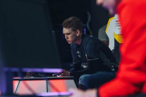 "РОСГОССТРАХ Чемпионат РФПЛ по кибер футболу& ...