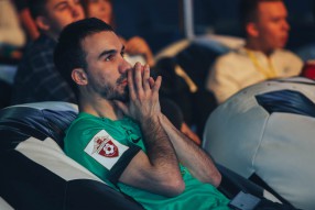 "РОСГОССТРАХ Чемпионат РФПЛ по кибер футболу& ...