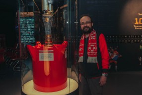 Награждение призера викторины РФПЛ и ЕЮС