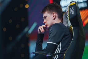 "РОСГОССТРАХ Чемпионат РФПЛ по кибер футболу& ...