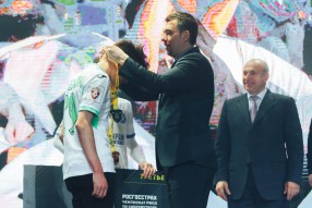 "РОСГОССТРАХ Чемпионат РФПЛ по кибер футболу& ...