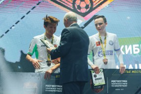 "РОСГОССТРАХ Чемпионат РФПЛ по кибер футболу& ...