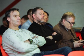 Совещание сотрудников по безопасности и работе с б ...