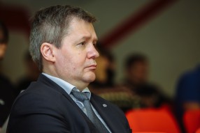 Совещание сотрудников по безопасности и работе с б ...