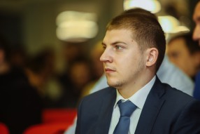 Совещание сотрудников по безопасности и работе с б ...