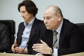 Совещание сотрудников по безопасности и работе с б ...
