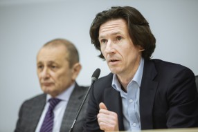 Совещание сотрудников по безопасности и работе с б ...
