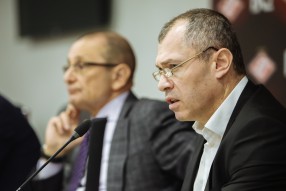 Совещание сотрудников по безопасности и работе с б ...