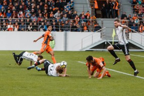 Урал - Амкар 0:2